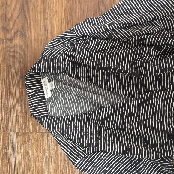 Liz Lange Maternity Blouse/ Tunic - Picture 2 of 4